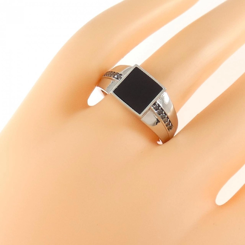 【Sản phẩm mới】Nhẫn Onyx PT900 666129