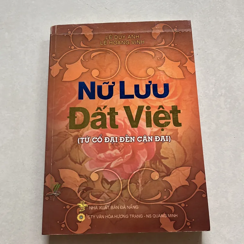 Nữ lưu Đất Việt 624048