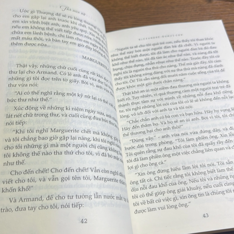 Trà hoa nữ Alexandre Dumas con 498599