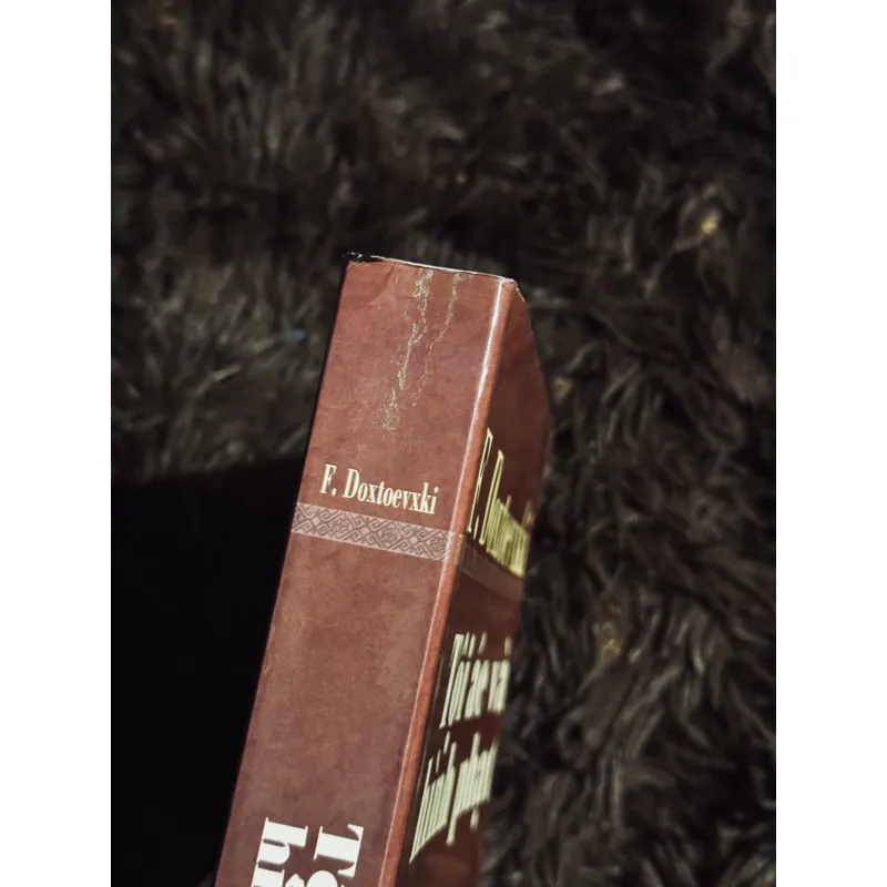 Tội ác và hình phạt 998262