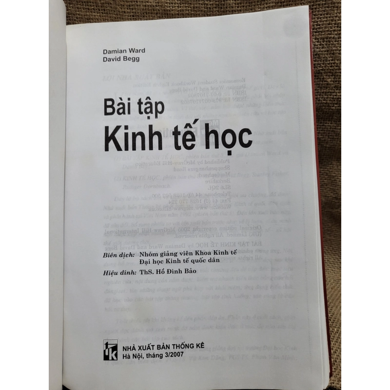 Bài tập Kinh tế học _ bìa cứng _ xb 2007| David Begg,  302048