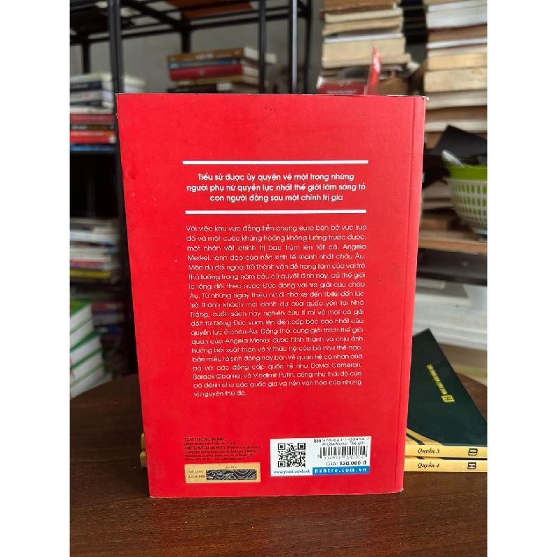 Angela Merkel: Thế giới của vị nữ thủ tướng - Stefan Kornelius, Đỗ Trí Vương dịch 934312