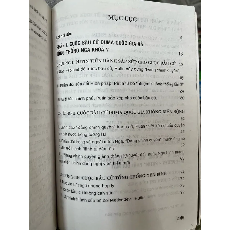 Medvedev và Putin bộ đôi quyền lực - Hình Quảng Trình, Trương Kiến Quốc chủ biên 706972