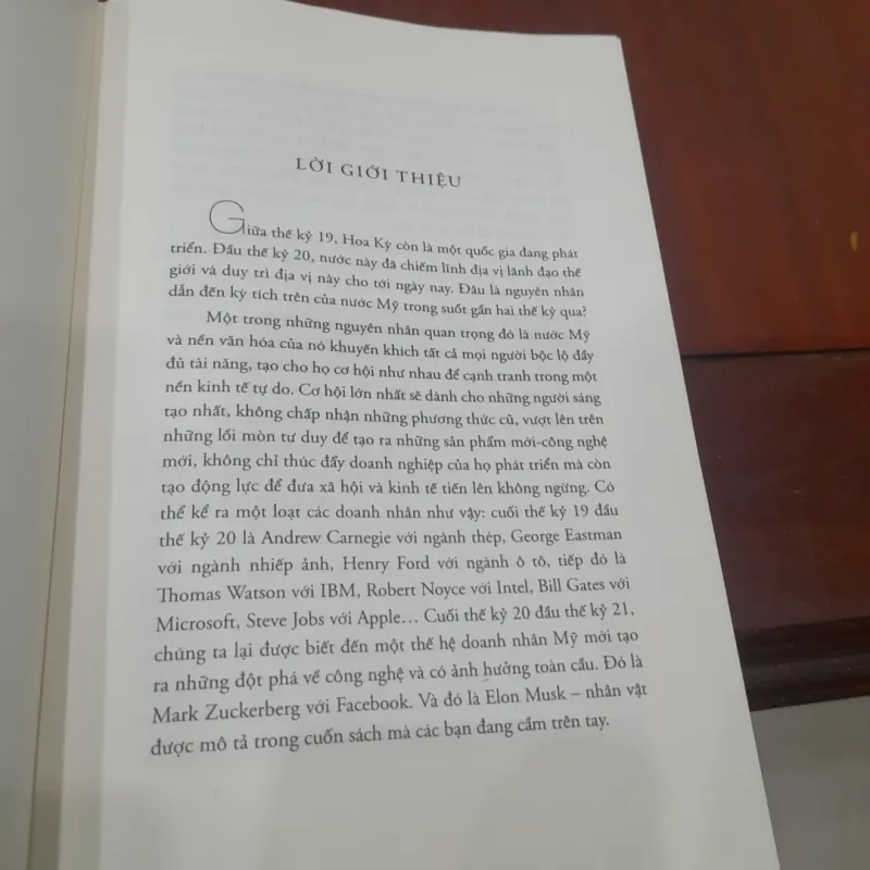 ELON MUSK Tesla, SpaceX và sứ mệnh tìm kiếm một tương lai ngoài sức tưởng tượng 792576