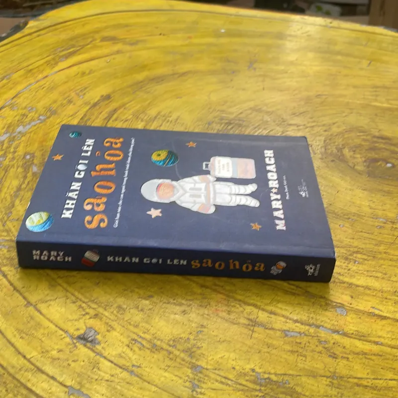 KHĂN GÓI LÊN SAO HOẢ - MARY ROACH 779086