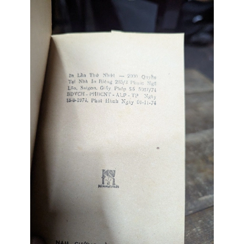 Cát bụi trần ai - Yael Dayan ( bản dịch Hà Thúc Sinh ) 740251