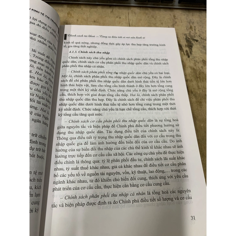 Chính sách tài khoá công cụ điều tiết vĩ mô nền kinh tế. 999 458201