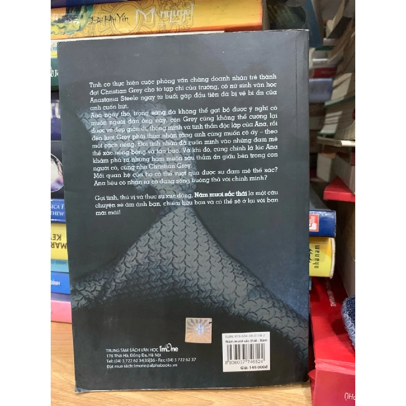 Năm mươi sắc thái Xám -E L James 756186