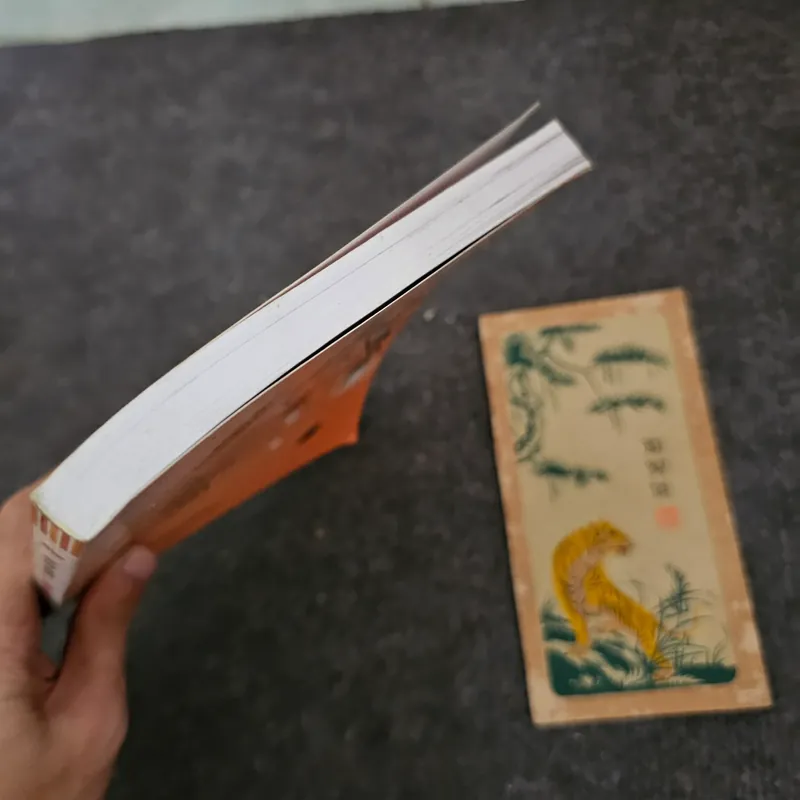 Đời mưa gió và Hồn bướm mơ tiên- Nhất Linh Khái Hưng 737043