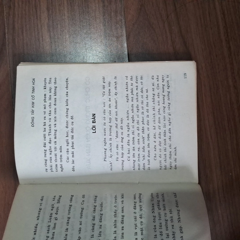 Đông tây kim cổ tinh hoa 552877