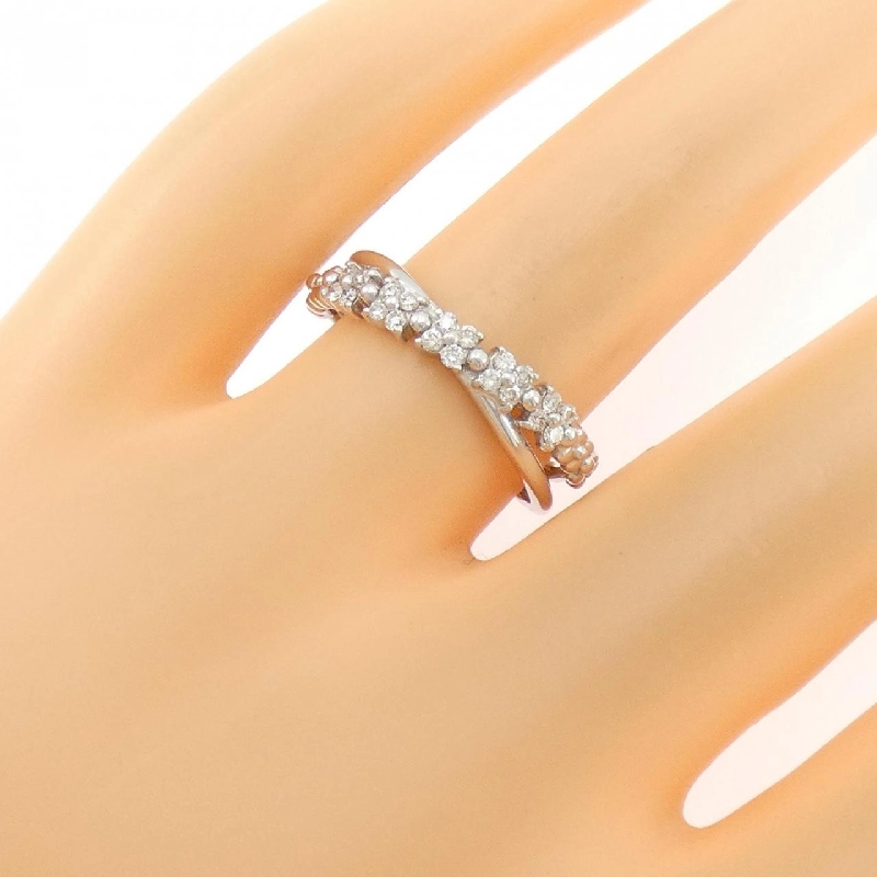 Nhẫn kim cương hoa K18WG 0.20CT - Hàng hiệu Authentic 850969