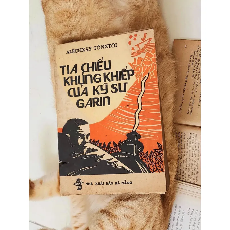 Tiểu thuyết: TIA CHIẾU KHỦNG KHIẾP CỦA KỸ SƯ GARIN, tác giả Aleksey N. Tolstoy  706236