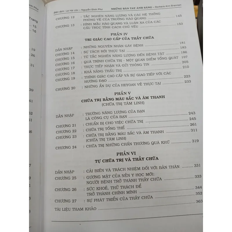 NHỮNG BÀN TAY ÁNH SÁNG - LÊ HÀ LỘC, NGUYỄN ĐÌNH PHƯ biên dịch 738262