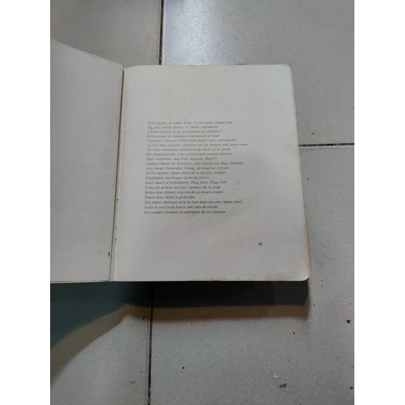 Truyện Kiều bìa giấy dó 462945