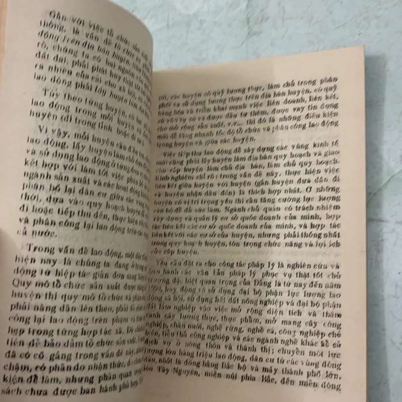 Một số vấn đề pháp lý trong quản lý kinh tế cấp huyện - Vũ Quốc Tuấn 998263