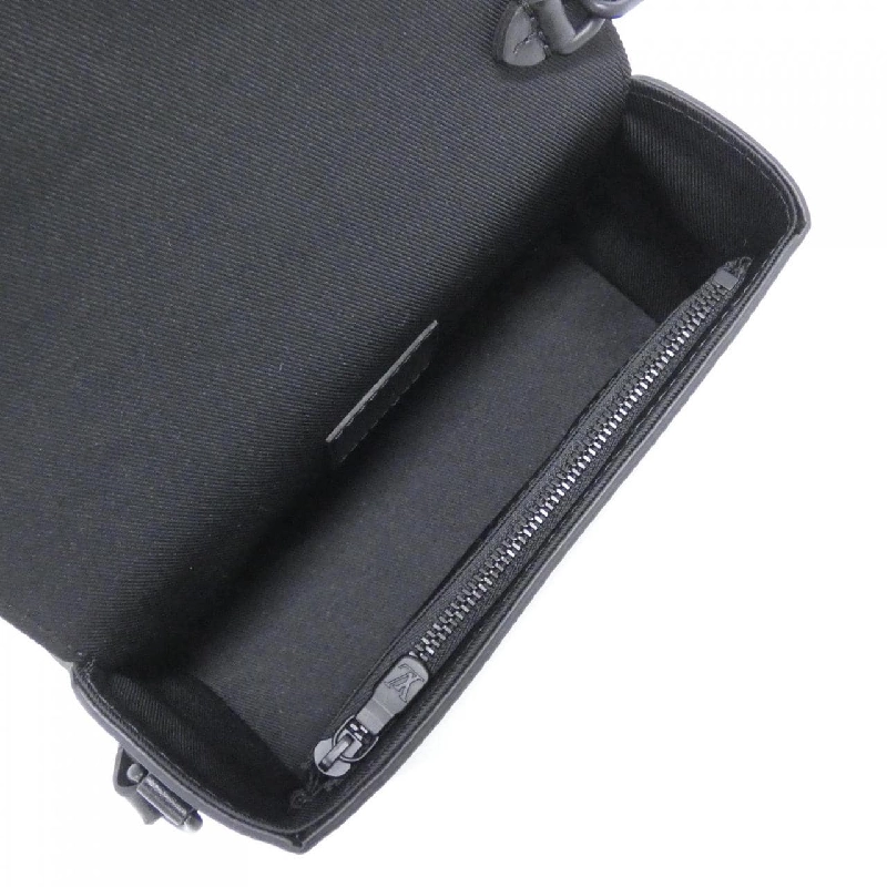 Túi đeo vai Louis Vuitton Monogram Eclipse Steamer Wearable Wallet M81783 - Hàng hiệu Chính hãng 767740