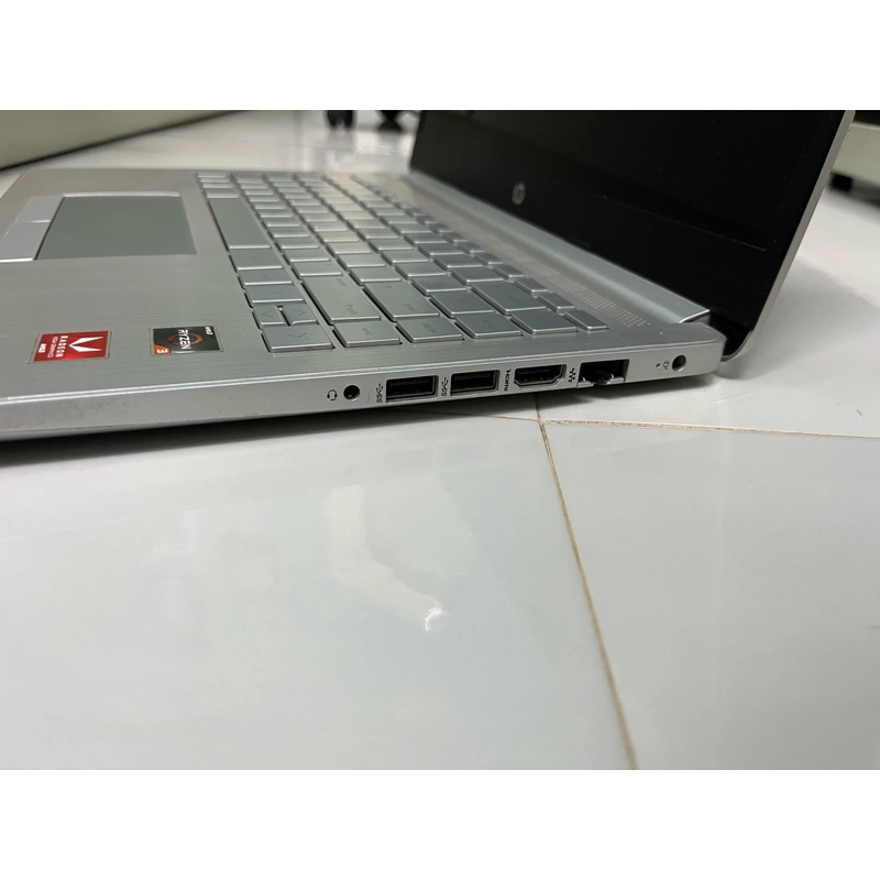may tinh xach tay HP 496129