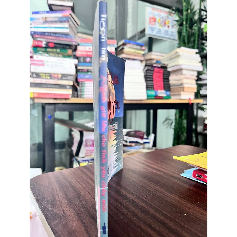 Người Giữ Lửa Cho Tình Yêu Cháy Mãi - Tigon Tím 935237