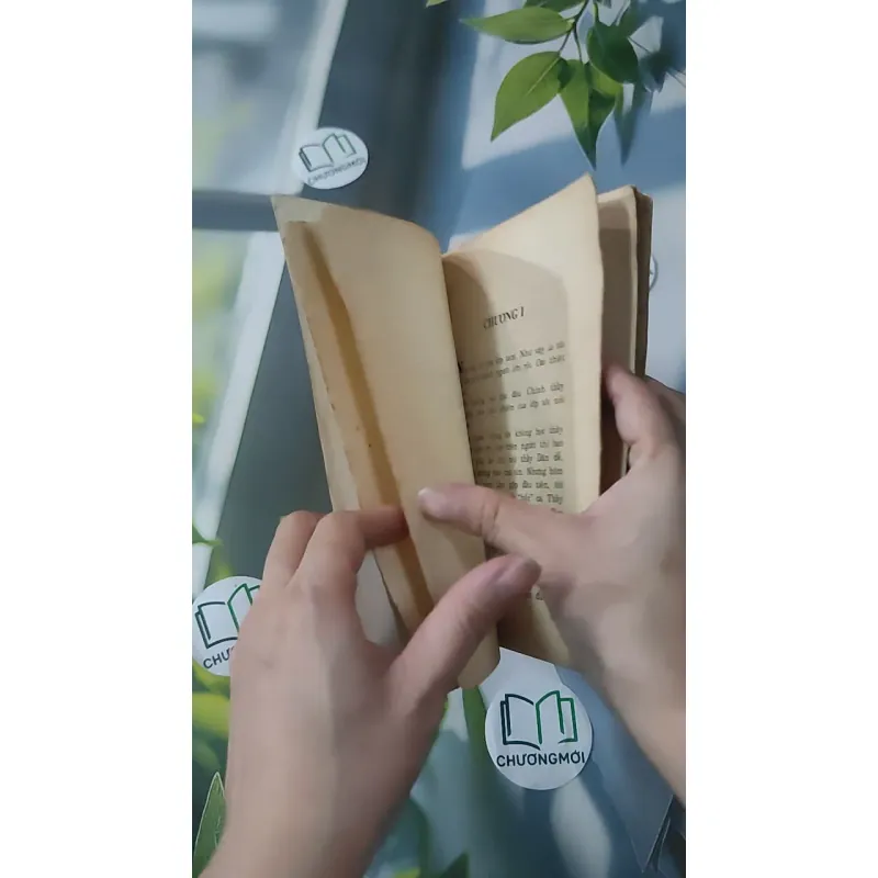 [MIỄN PHÍ BỌC SÁCH] [XƯA] Bàn Có Năm Chỗ Ngồi (1994) - Nguyễn Nhật Ánh 997850