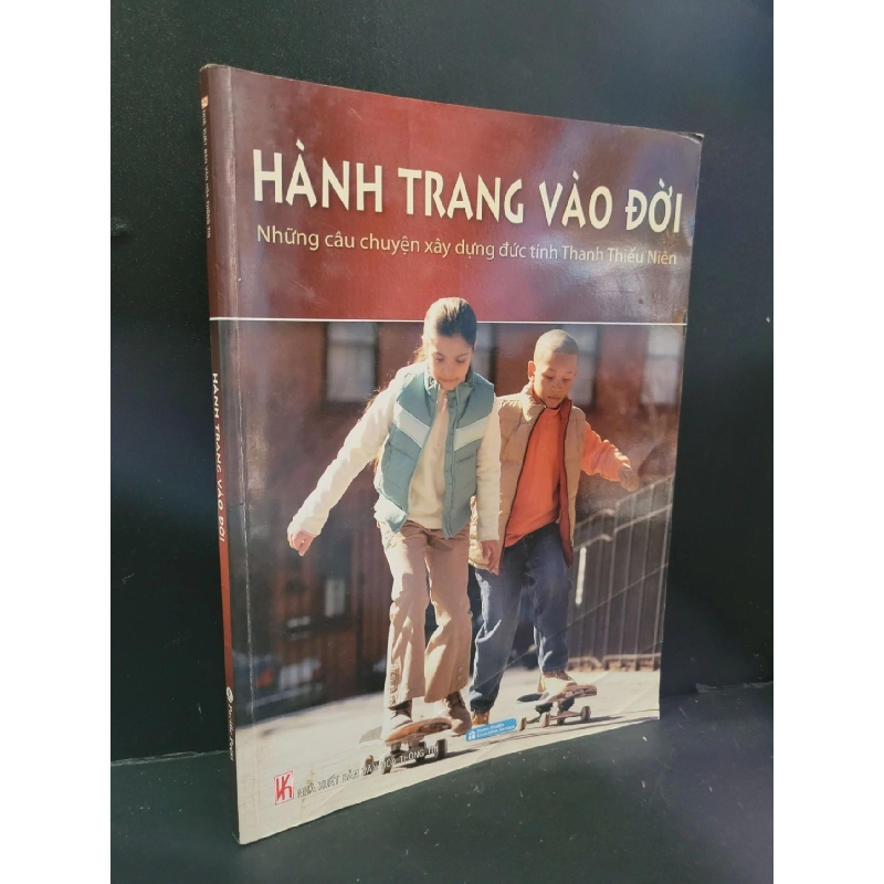 Hành trang vào đời mới 90% bẩn nhẹ 2013 Nguyễn Thanh Thúy Ái HCM3004 VĂN HỌC 918671