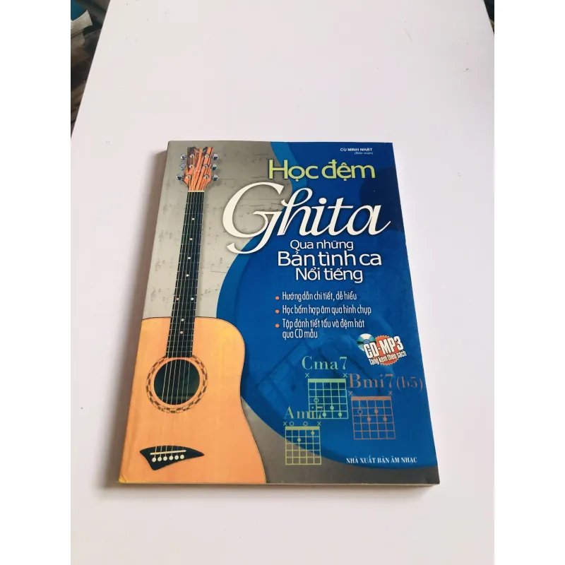 HỌC ĐỆM GHITA QUA NHỮNG BẢN TÌNH CA NỔI TIẾNG  777958