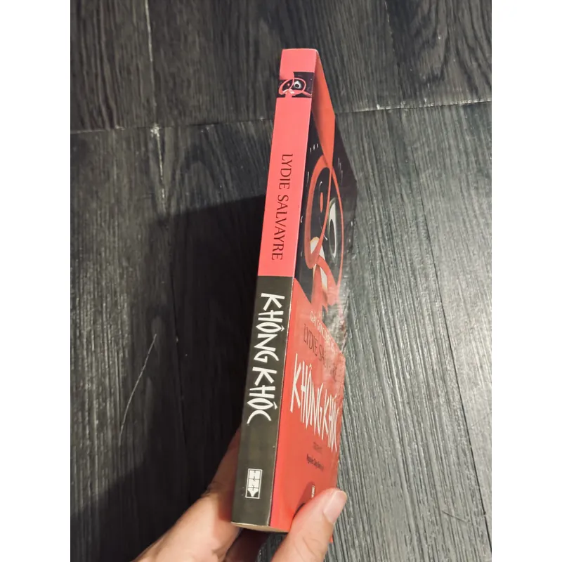 Không khóc (Giải Goncourt 2014) 694713