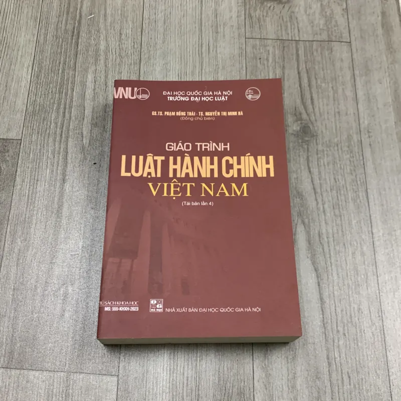 Giáo trình luật hành chính việt nam.  747235