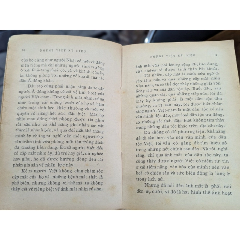 NGƯỜI VIỆT KỲ DIỆU - A. PAZZI 129585