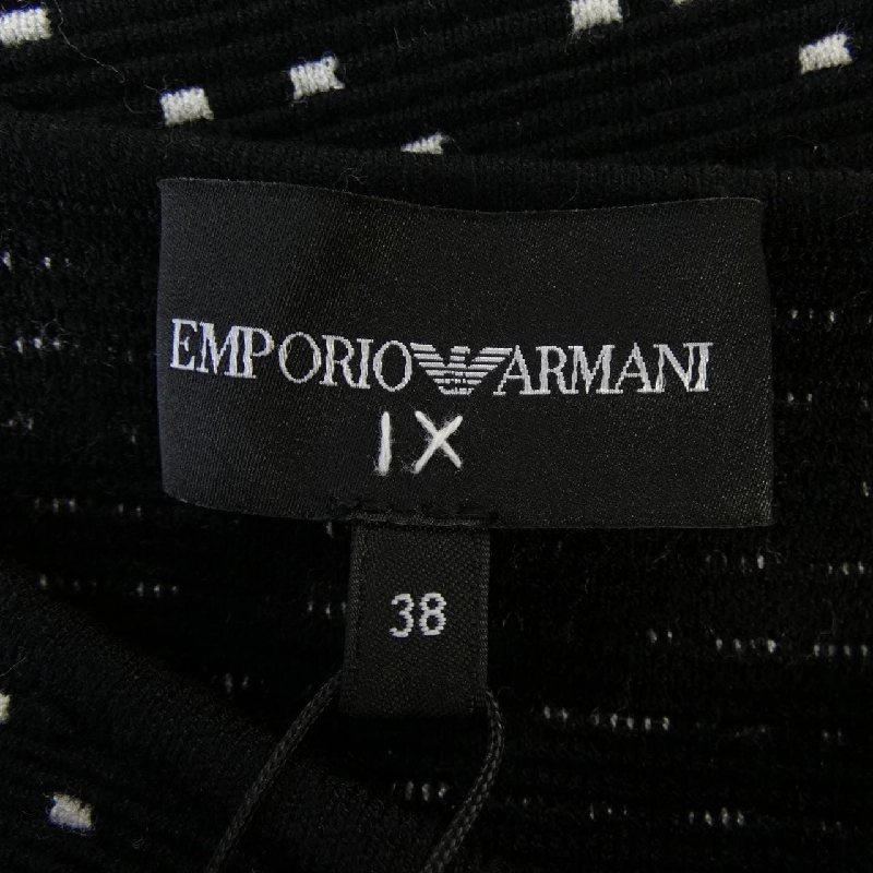 Áo khoác EMPORIO ARMANI - Hàng hiệu Authentic 816503