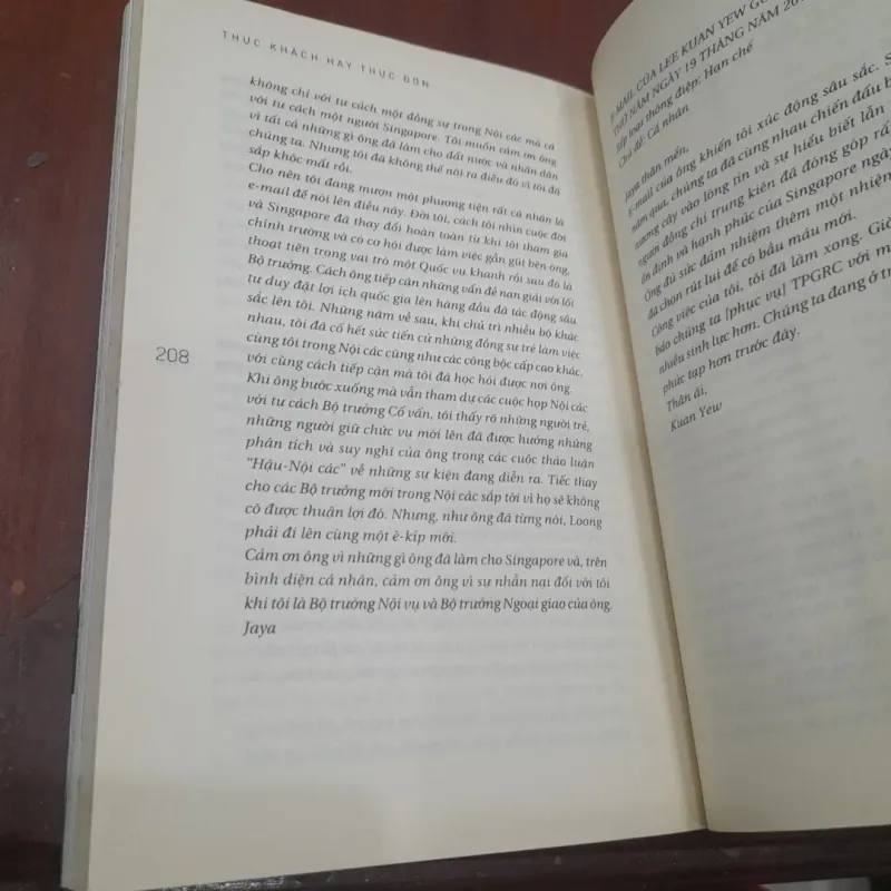 S Jayakumar - THỰC KHÁCH hay THỰC ĐƠN, hồi ký về Singapore 759299