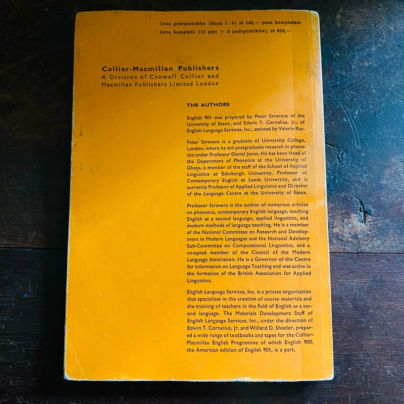 English 901 (book 4) - Peter Strevens  361100
