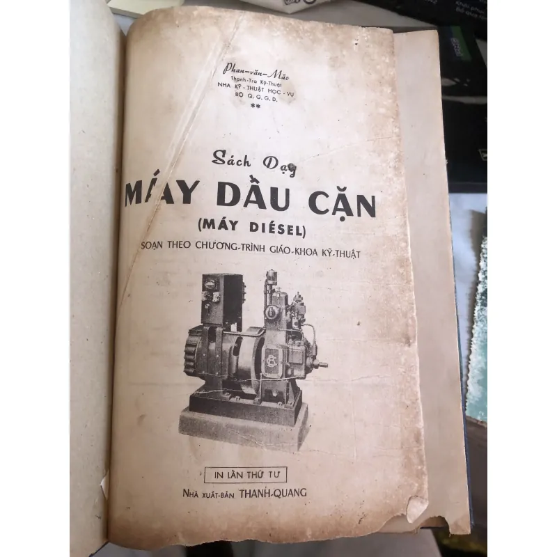 Sách dạy máy dầu cặn  1043439