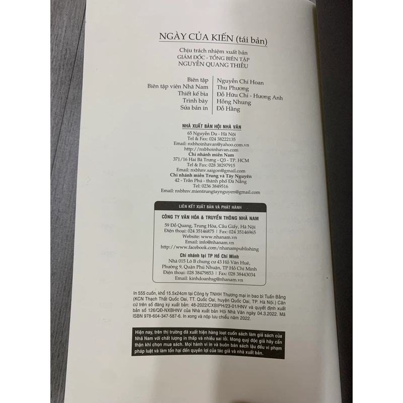 Ngày của kiến - Bernard Werber. 3b1 551579