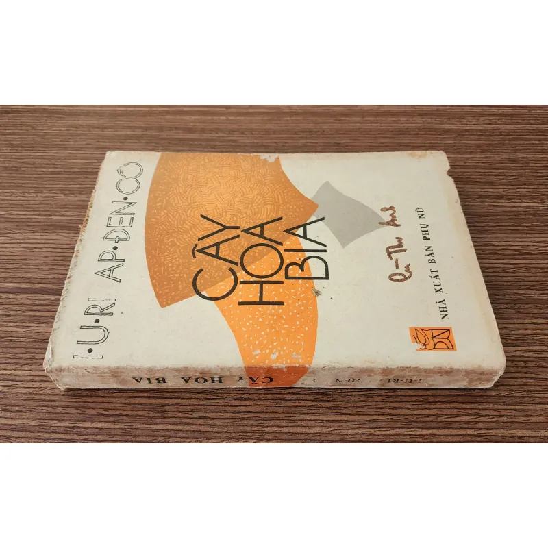 Tiểu thuyết Nga: CÂY HOA BIA 776266