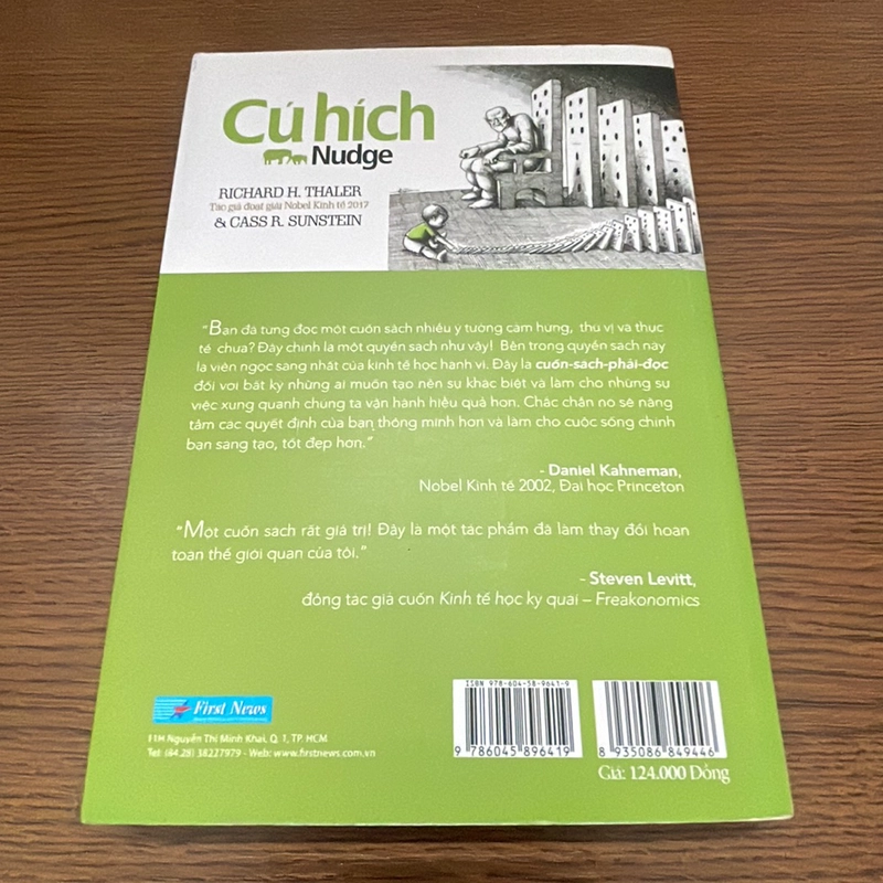 Nudge Cú hích Richard H. Thaler 357922