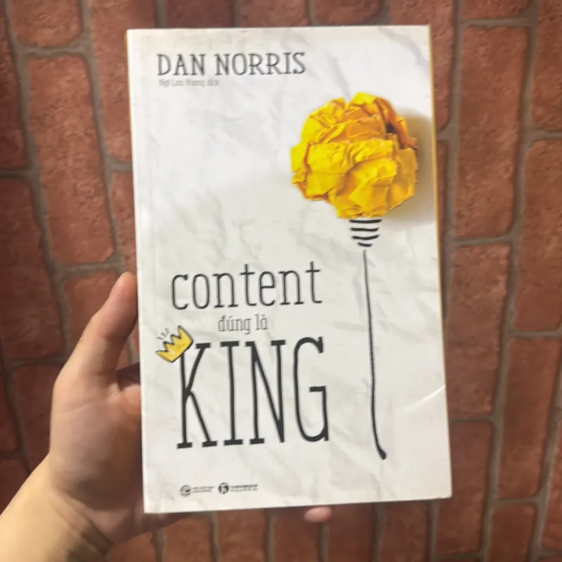 Sách content is king 1021175