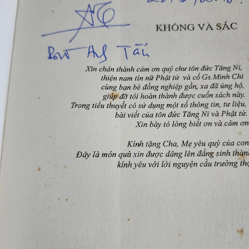 Không và sắc | chữ ký nhà văn Bùi Anh Tấn  518871