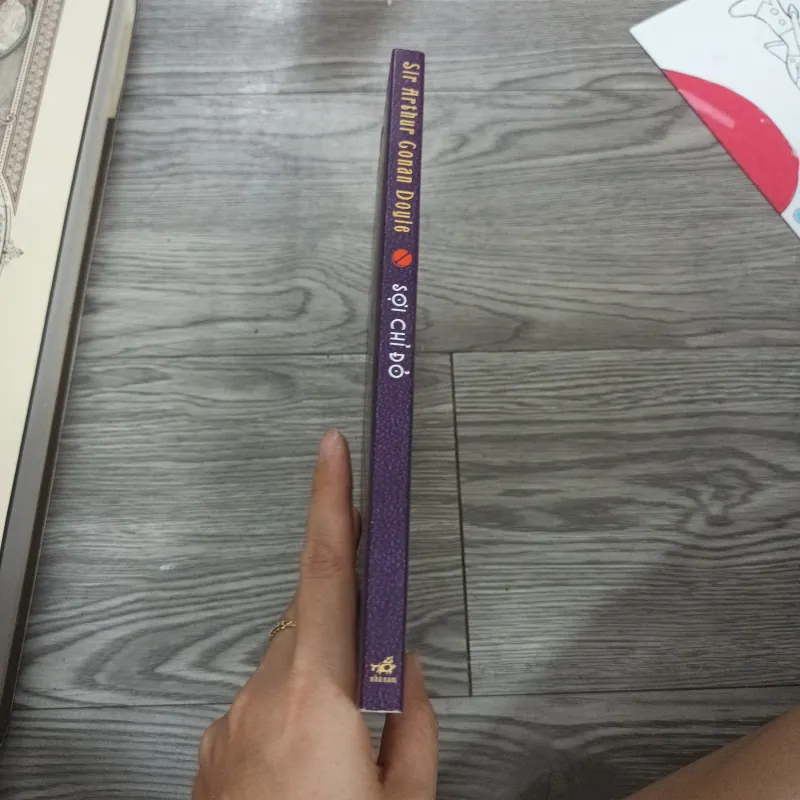 Sợi Chỉ Đỏ - Sir Arthur Conan Doyle 1020133