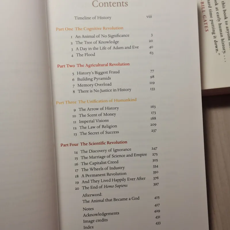 Yuval Noah Harari - Sapiens: A Brief History of Humankind (bản in màu) 933931