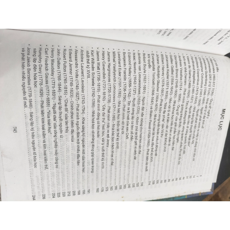 100 danh nhân khoa học nổi tiếng thế giới - Vũ Bội Tuyền 800130