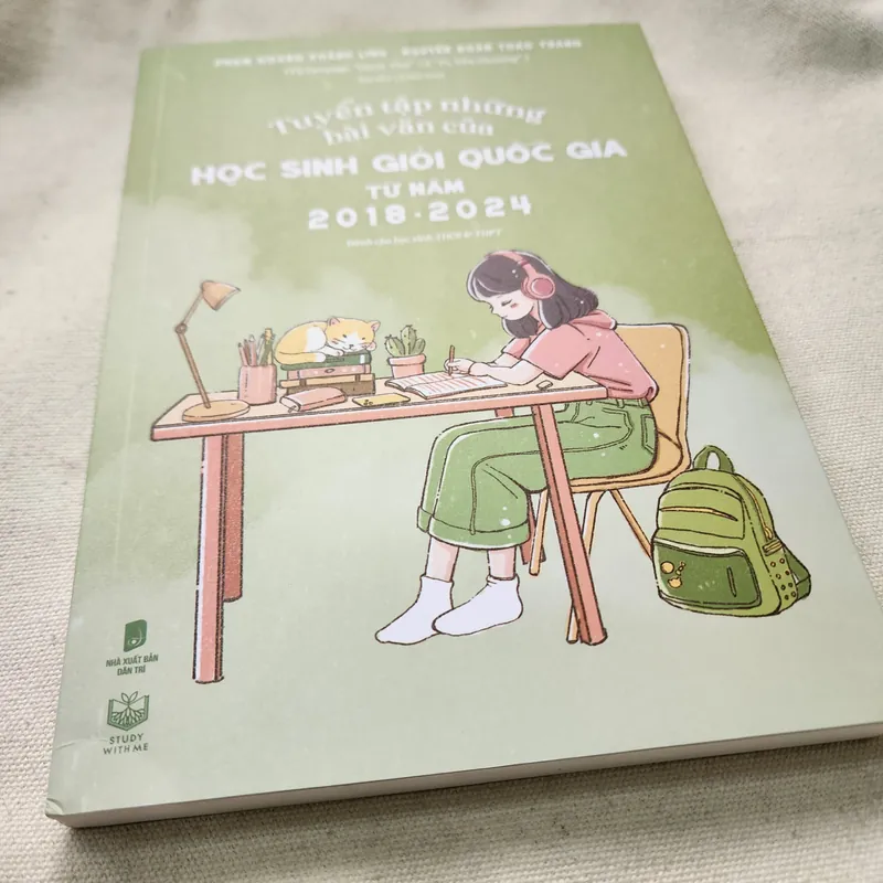 Tuyển tập những bài văn của học sinh giỏi quốc gia 2018-2024 | Phạm hoàng khánh linh 696281