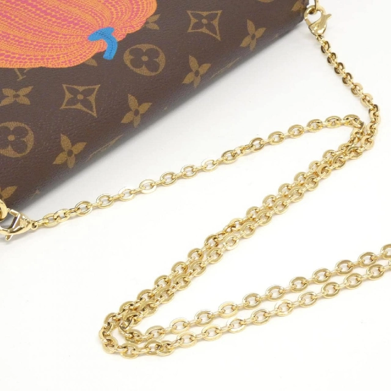 Túi đeo vai Louis Vuitton Monogram (LV X YK) Pochette Felicie M82108 613420