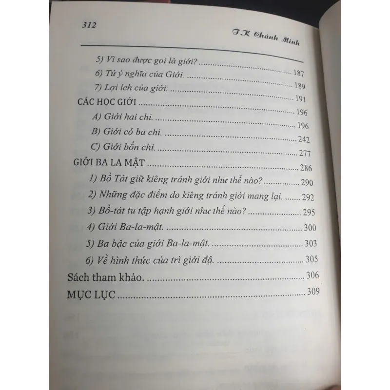 Bố Thí Và Trì Giới Độ 690046
