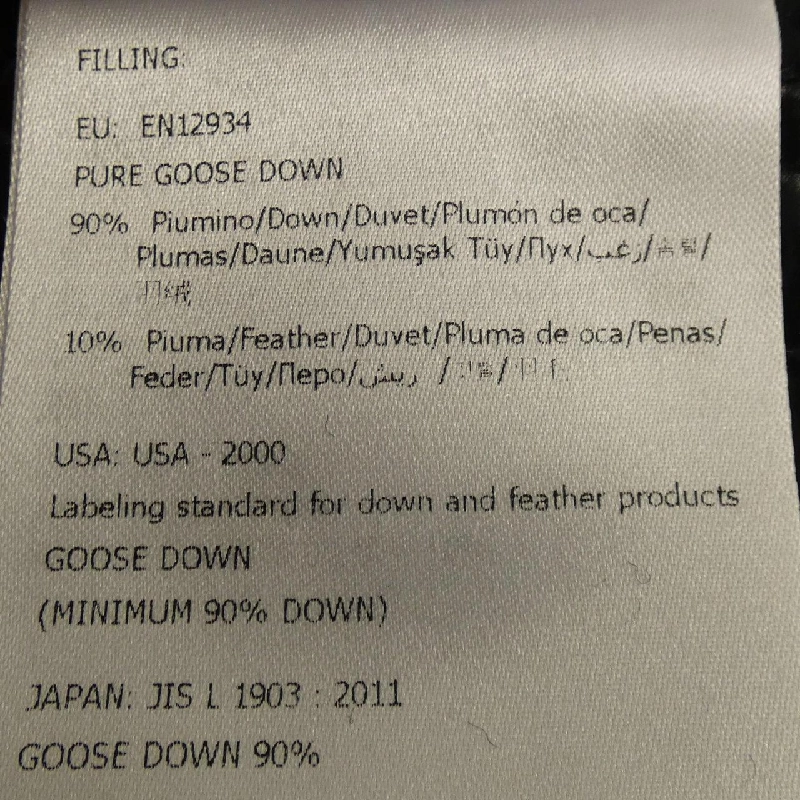 Moncler MONCLER 20933G00005 Cape - Hàng hiệu Chính hãng 816244