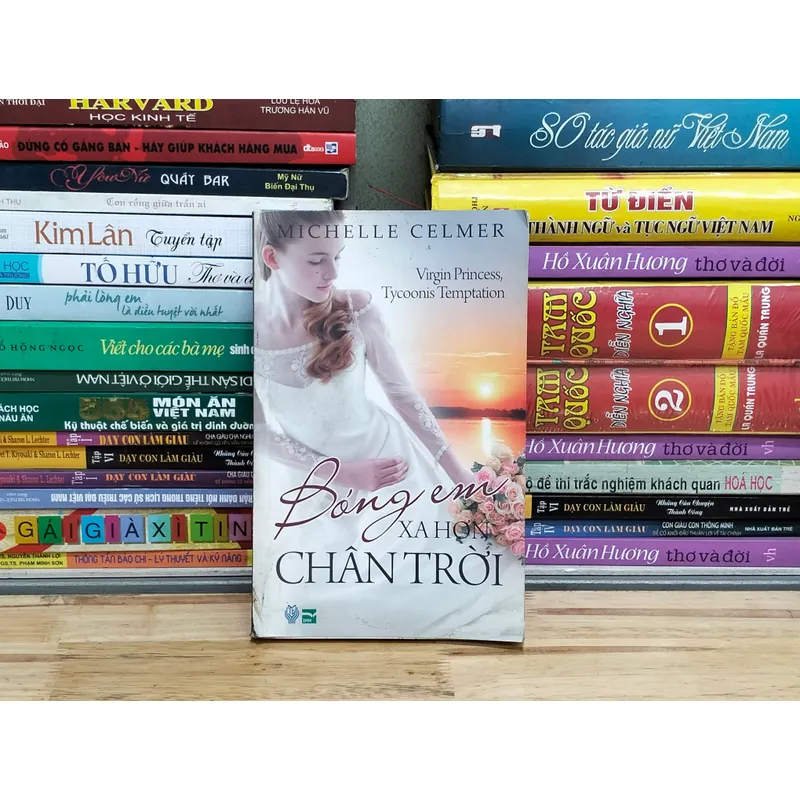 Bóng em xa hơn chân trời 702827