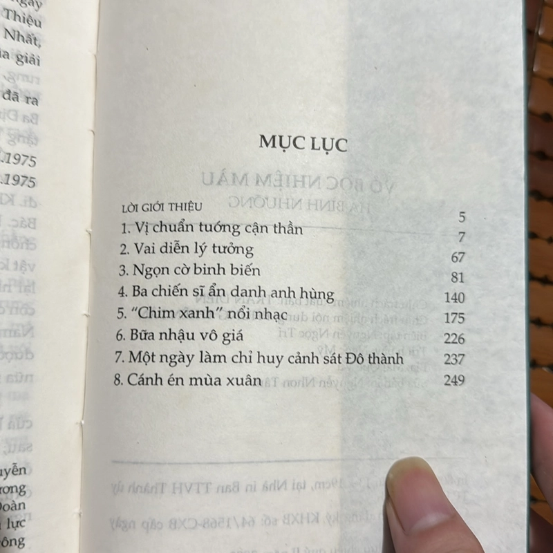 Vỏ bọc nhiệm màu - Hà Bình Nhưỡng  527041