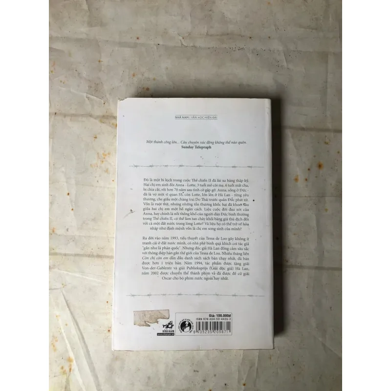 Còn Chị Còn Em - Tessa De Loo 785300