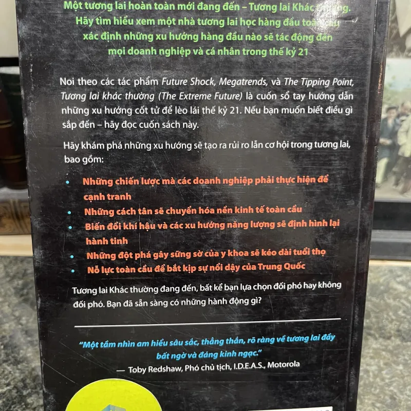 Tương lai khác thường James Canton 752460