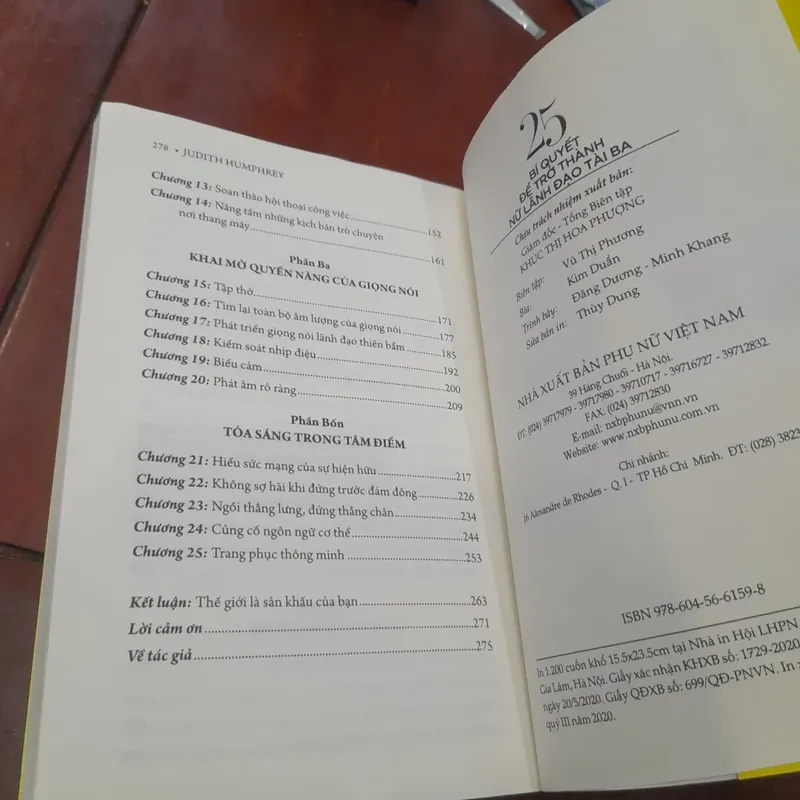 Judith Humphrey - 25 BÍ QUYẾT ĐỂ TRỞ THÀNH NỮ LÃNH ĐẠO TÀI BA 705162