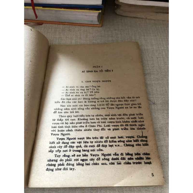 Những mẫu chuyện lịch sử buổi đầu dựng nước  975901